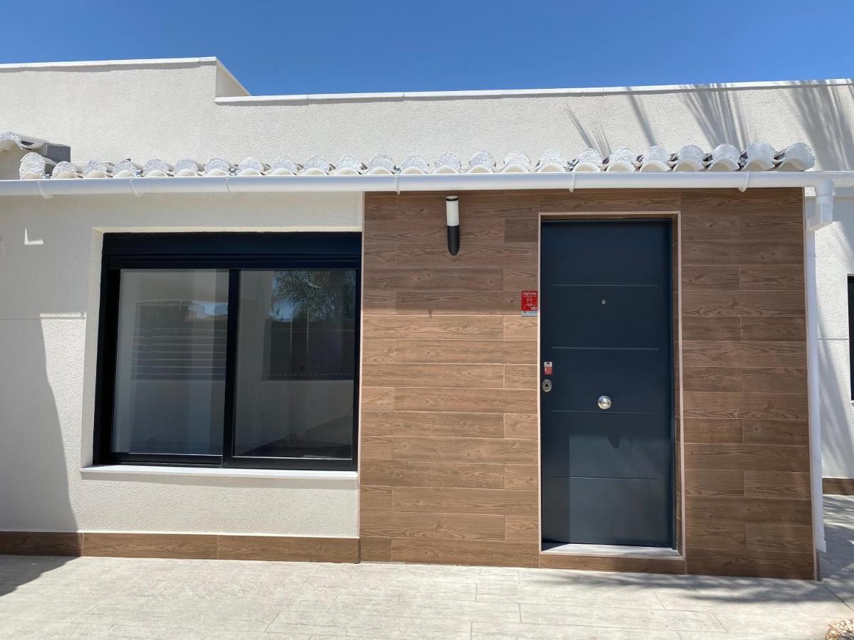 Pink Lagoon Villa Torrevieja Ngoại thất bức ảnh