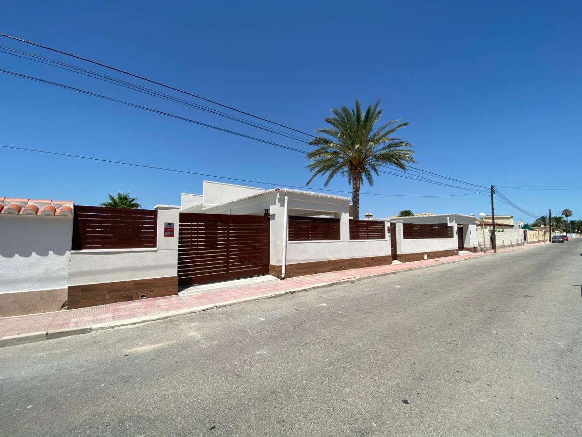 Pink Lagoon Villa Torrevieja Ngoại thất bức ảnh